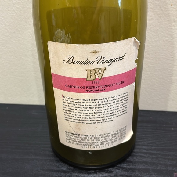 Beaulieu Vineyard Carneros Reserve Pinot Noir Wine Bottle - Picture 4 of 5